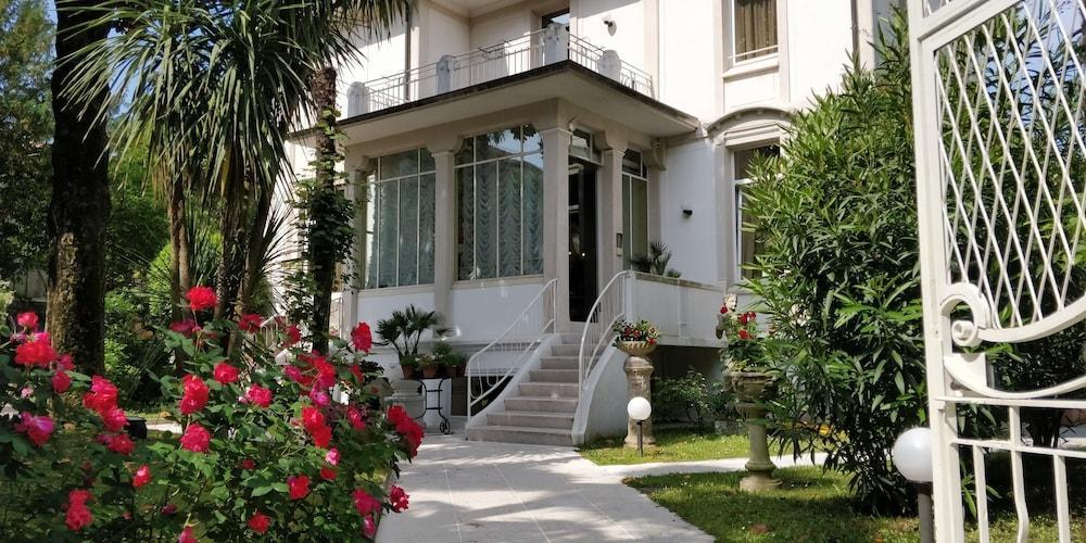 Hotel Villa Delle Palme Lido di Venezia Exterior photo